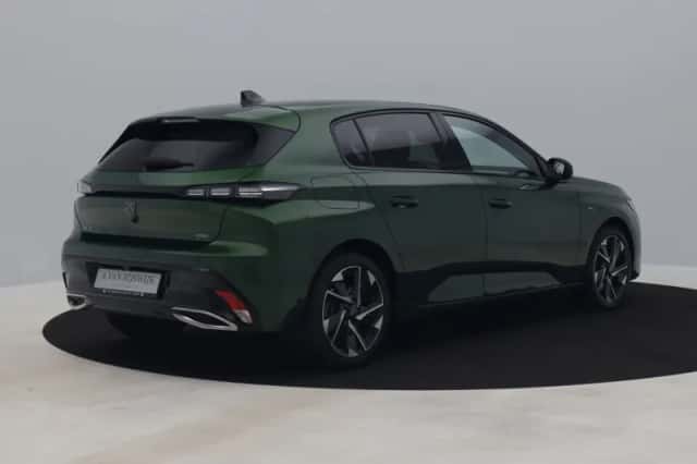 Peugeot 308 (2022) thumbnail 5