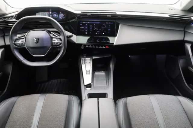 Peugeot 308 (2022) thumbnail 7