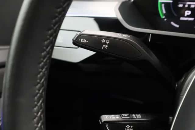 Audi Q8 (2023) thumbnail 20