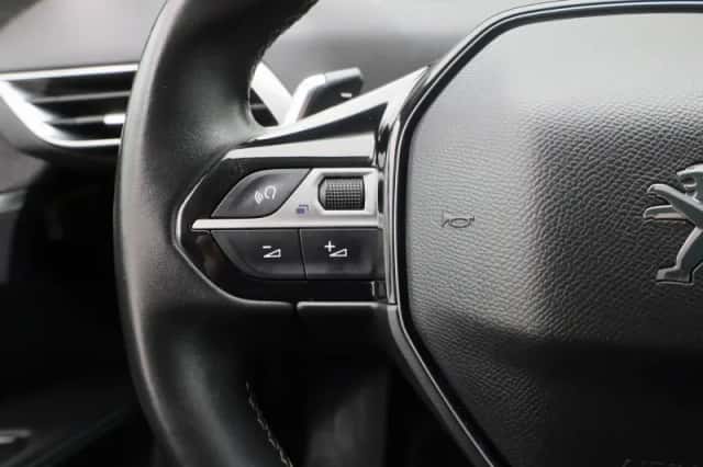 Peugeot 3008 (2021) thumbnail 15