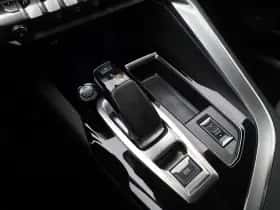 Peugeot 3008 (2021) thumbnail 19
