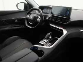Peugeot 3008 (2021) thumbnail 3