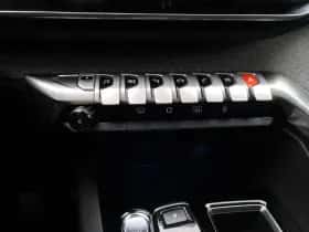 Peugeot 3008 (2021) thumbnail 21
