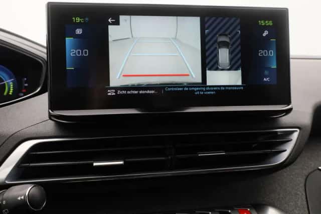 Peugeot 3008 (2021) thumbnail 22