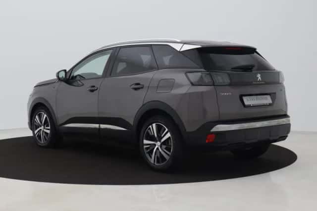Peugeot 3008 (2021) thumbnail 4