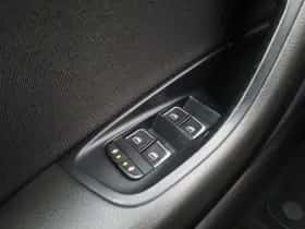 Audi A6 (2013) thumbnail 22