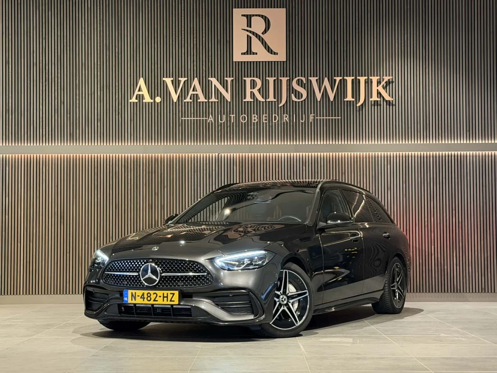 Mercedes-Benz C-Klasse (2021) — foto 1