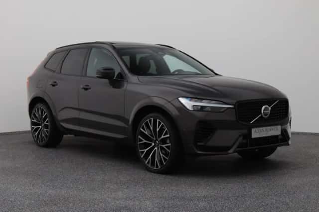 Volvo XC60 (2021) thumbnail 2