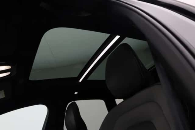 Volvo XC60 (2021) thumbnail 12