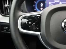 Volvo XC60 (2021) thumbnail 19