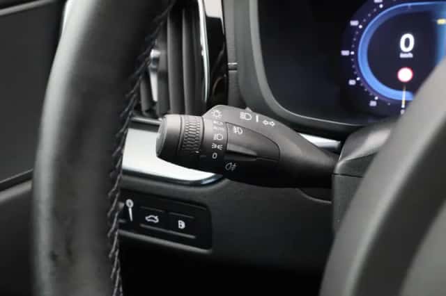 Volvo XC60 (2021) thumbnail 21