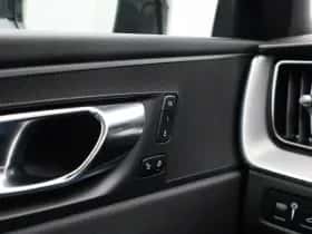Volvo XC60 (2021) thumbnail 24