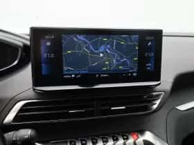Peugeot 3008 (2022) thumbnail 19