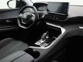 Peugeot 3008 (2022) thumbnail 3