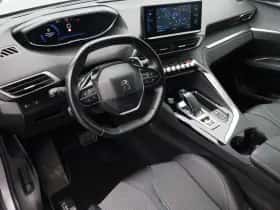 Peugeot 3008 (2022) thumbnail 9