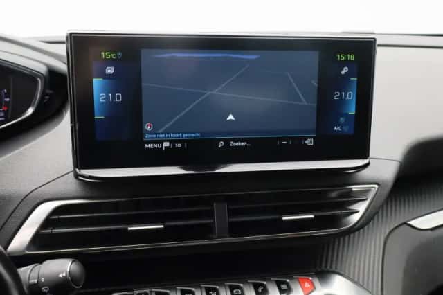 Peugeot 3008 (2022) thumbnail 14