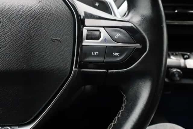 Peugeot 3008 (2022) thumbnail 18