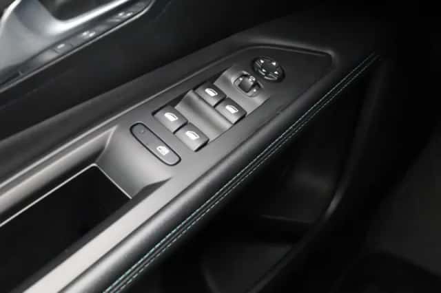 Peugeot 3008 (2022) thumbnail 20