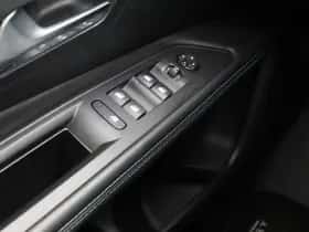 Peugeot 3008 (2022) thumbnail 20
