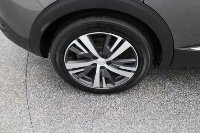 Peugeot 3008 (2022) thumbnail 24