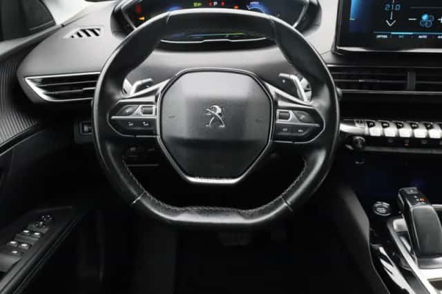 Peugeot 3008 (2022) thumbnail 26