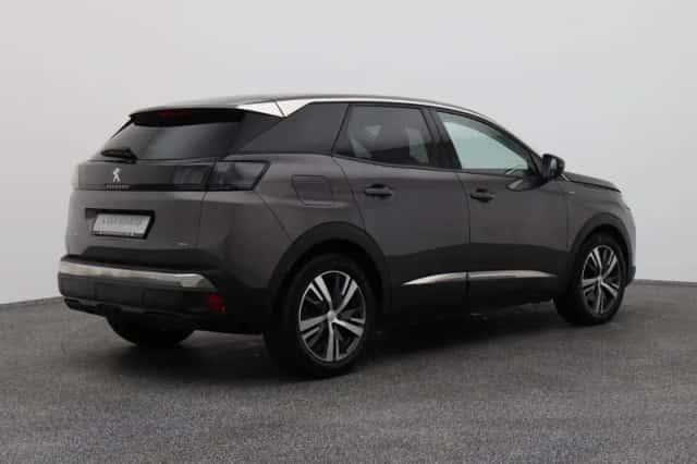 Peugeot 3008 (2022) thumbnail 5