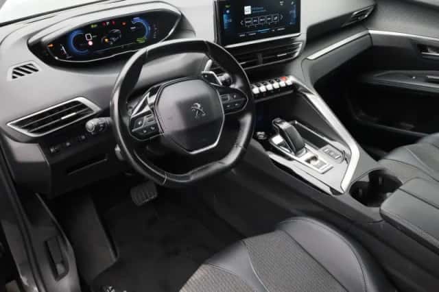 Peugeot 3008 (2022) thumbnail 9