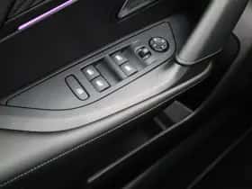 Peugeot 2008 (2023) thumbnail 21