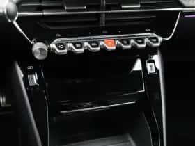 Peugeot 2008 (2023) thumbnail 23