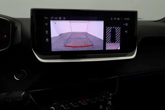 Peugeot 2008 (2023) thumbnail 24