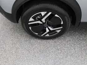 Peugeot 2008 (2023) thumbnail 26