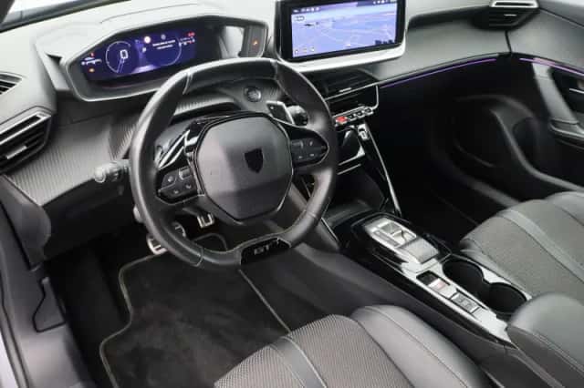 Peugeot 2008 (2023) thumbnail 9