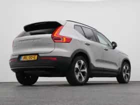 Volvo XC40 (2023) thumbnail 16