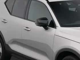 Volvo XC40 (2023) thumbnail 23