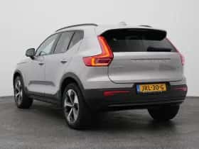 Volvo XC40 (2023) thumbnail 5