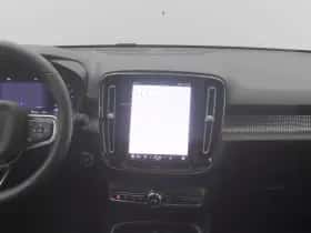 Volvo XC40 (2023) thumbnail 8