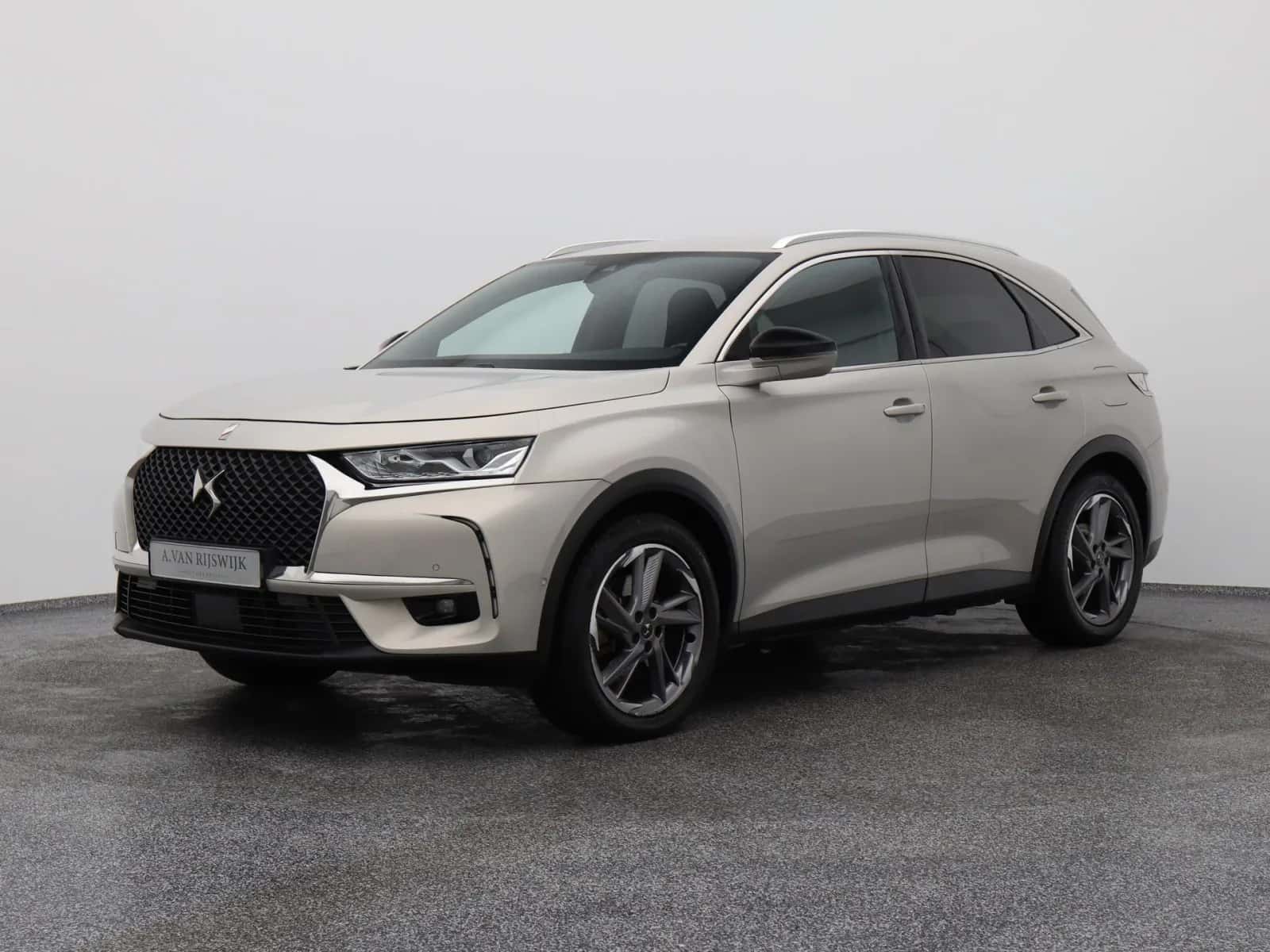 DS 7 (2020) — foto 1