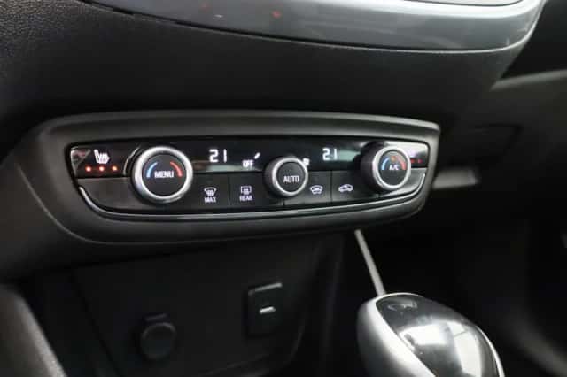 Opel Crossland (2020) thumbnail 18