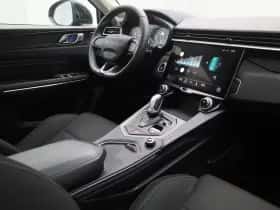 Lynk & Co 01 (2021) thumbnail 3