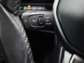 Peugeot 3008 (2021) thumbnail 16