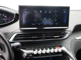 Peugeot 3008 (2021) thumbnail 19