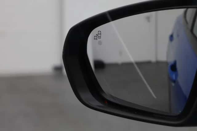 Peugeot 3008 (2021) thumbnail 21