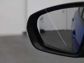 Peugeot 3008 (2021) thumbnail 21