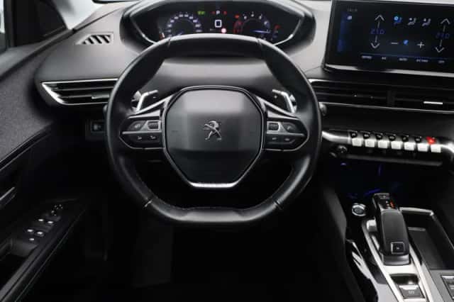 Peugeot 3008 (2021) thumbnail 25