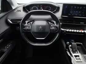 Peugeot 3008 (2021) thumbnail 25