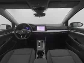 Volkswagen Golf (2021) thumbnail 3