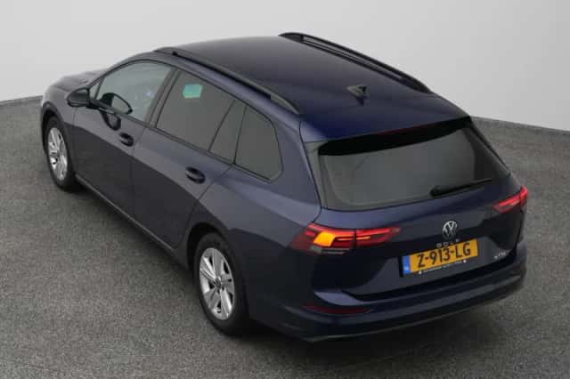 Volkswagen Golf (2021) thumbnail 22