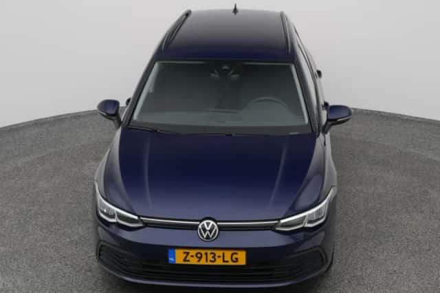 Volkswagen Golf (2021) thumbnail 23