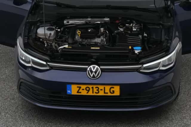 Volkswagen Golf (2021) thumbnail 28