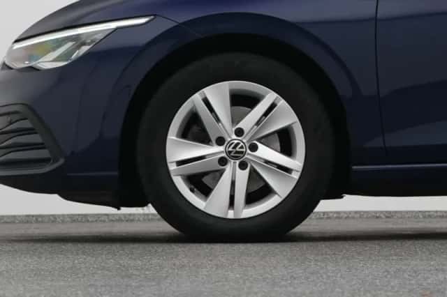 Volkswagen Golf (2021) thumbnail 36